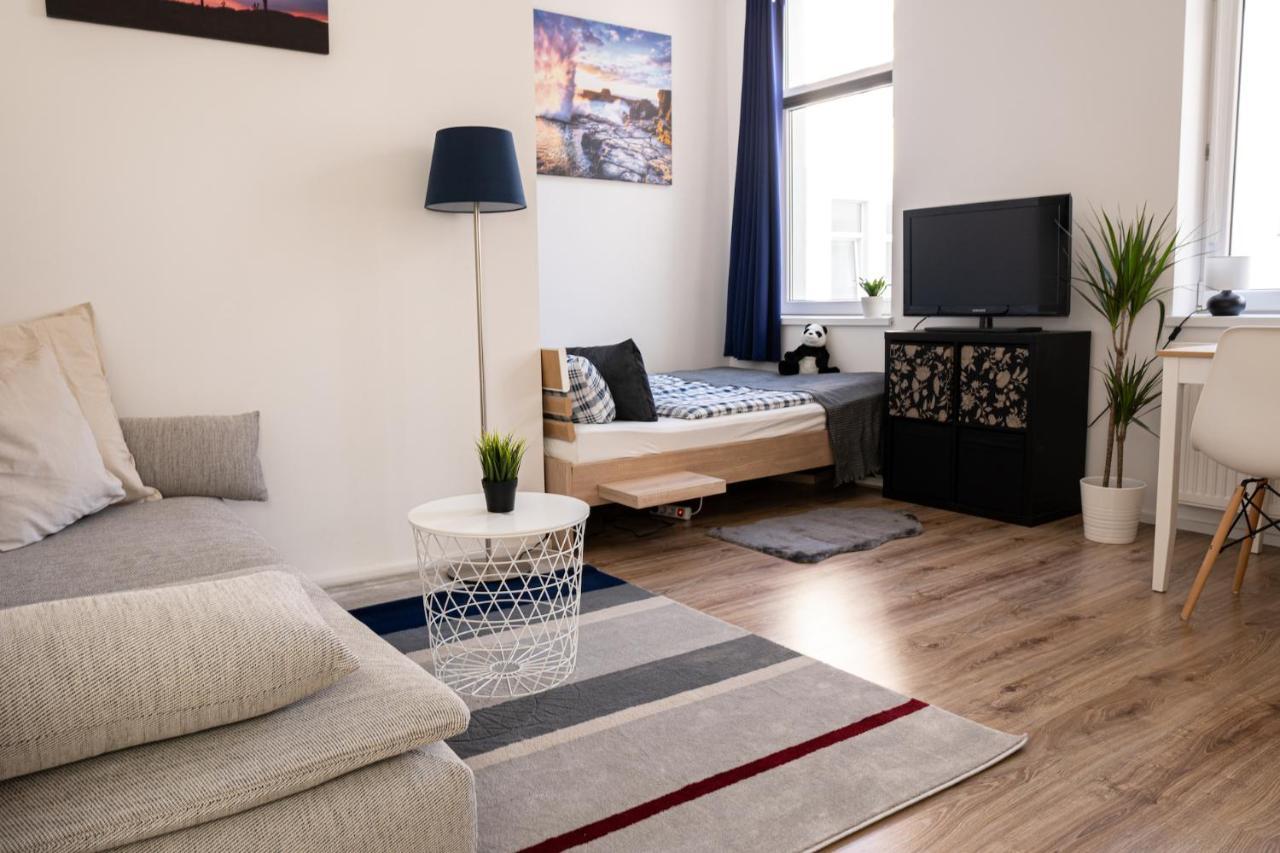 Fullhouse - Magdeburg - L36 Blue Apartment Luaran gambar